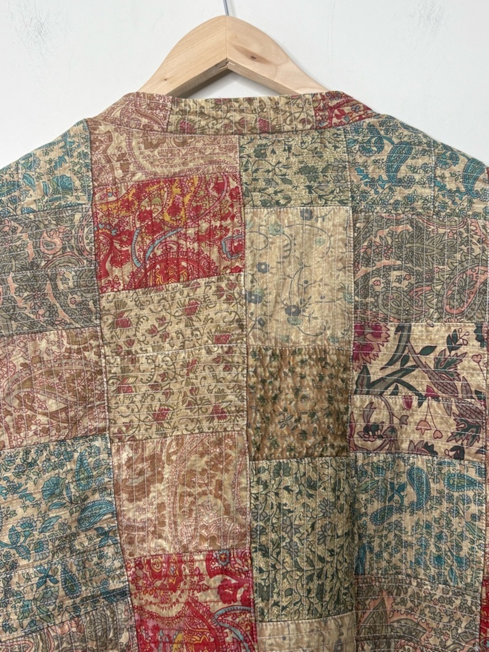 David Brooks Red Tan Tapestry Patchwork Quilted 100% Cotton Boho Shirt Jacket XL - Picture 11 of 14